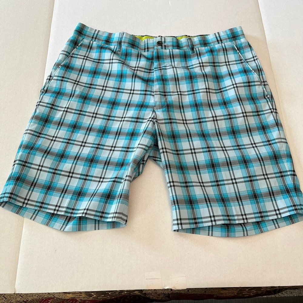 Louis Raphael Golf Shorts Mens 38" waist Blue‎ Plaid